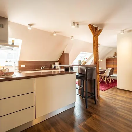 Grand Superior - Viel Platz Mitten Im Ort Apartmán *